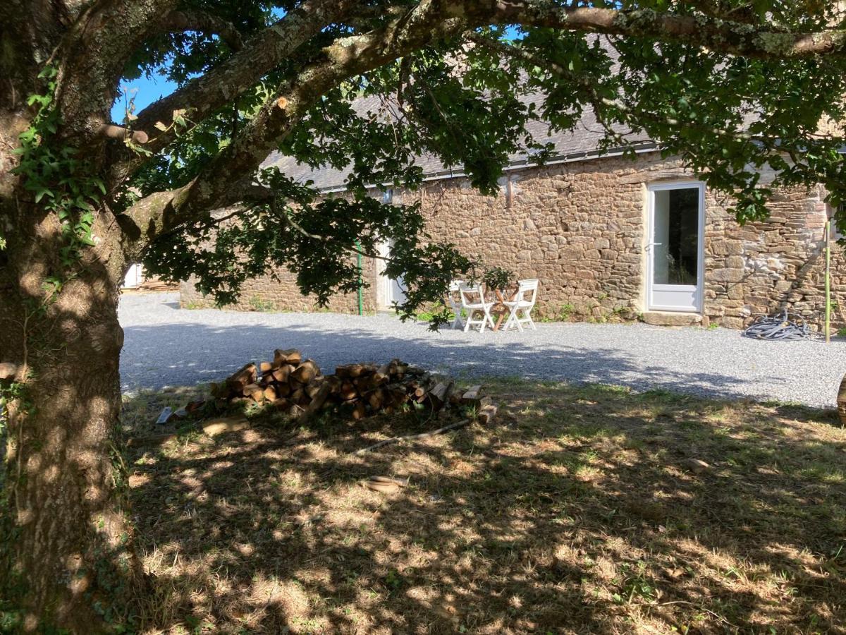 Jolie Metairie D'Une Seigneurie Bretonne. Peaule Экстерьер фото